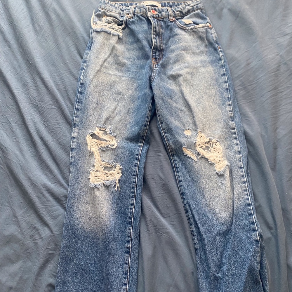 Zara Blue Boyfriend Jeans Distressed Style